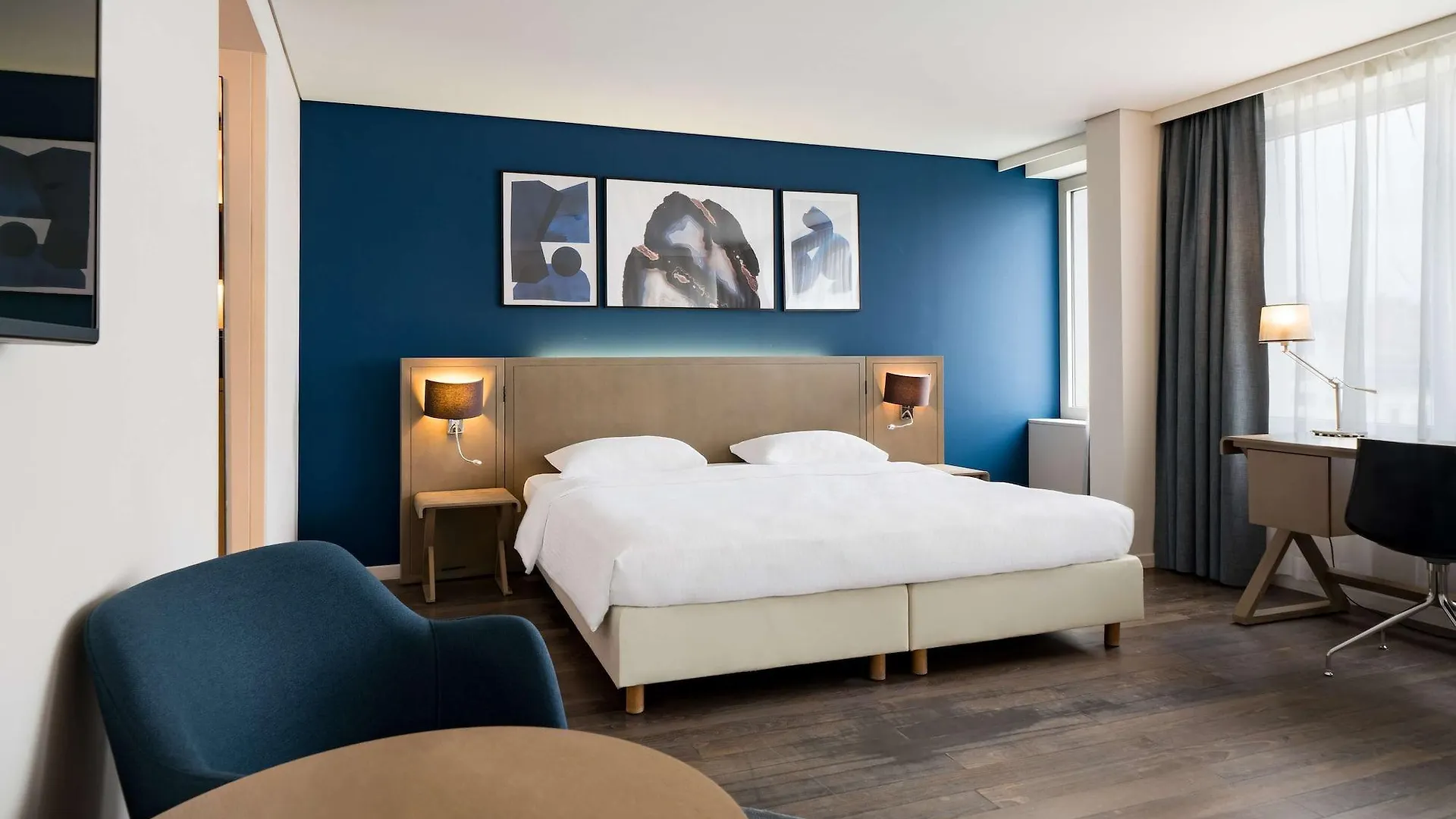 Park Inn By Radisson Antwerp City Centre Otel
