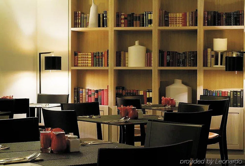 Otel Park Inn By Radisson Antwerp City Centre