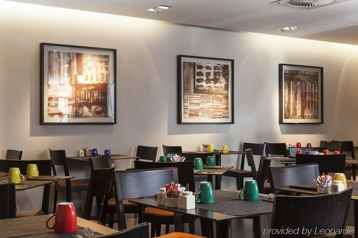 Park Inn By Radisson Antwerp City Centre 3*,